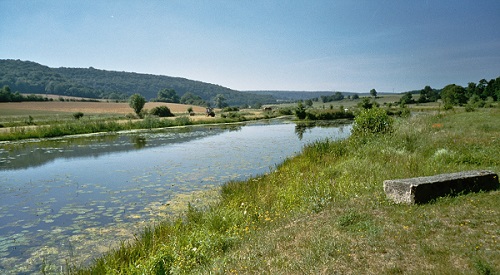 Vue de la Meuse en zone rurale
